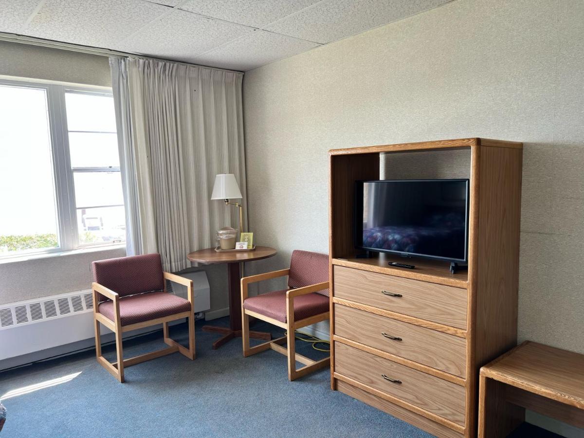 Shoreline Inn Grand Marais Exterior foto